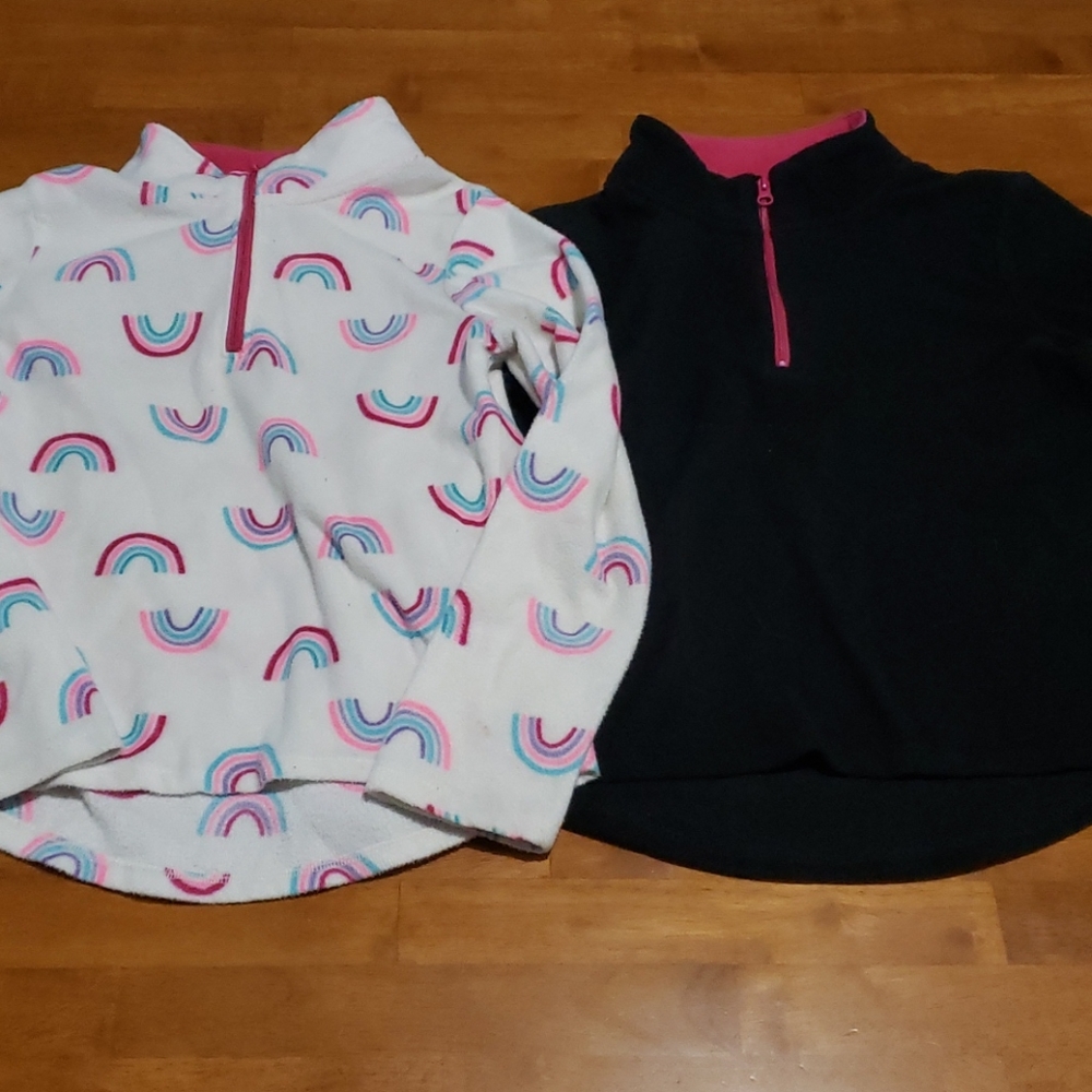 2 Jumping Beans pull overs
